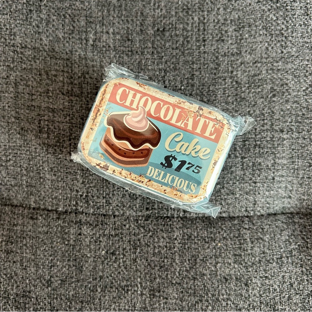 “CHOCOLATE Cake $1.75 DELICIOUS” Mini Travel Tin, Pill, Jewelry Gift Box, Blue - Picture 14 of 17